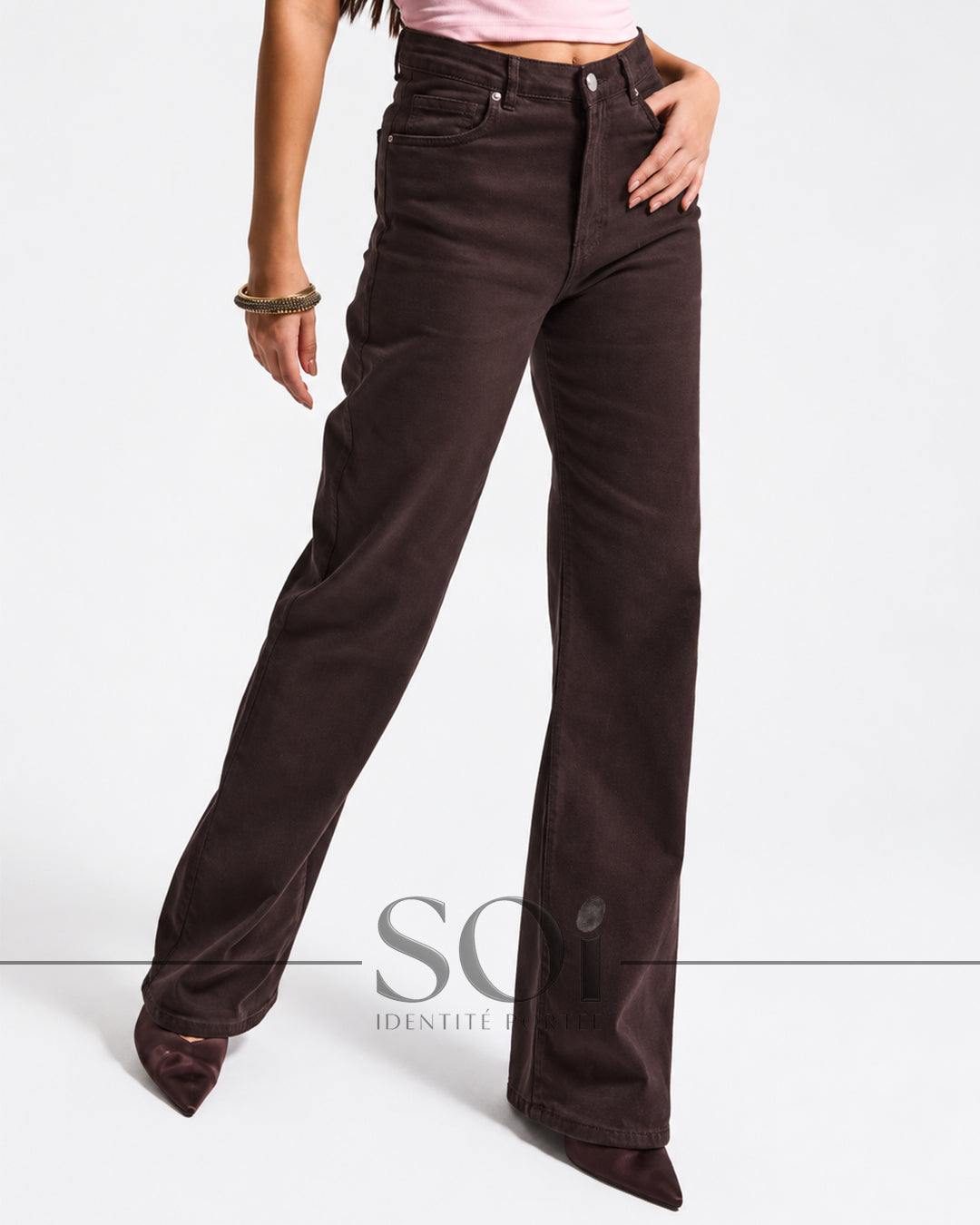 Straight-leg Jeans