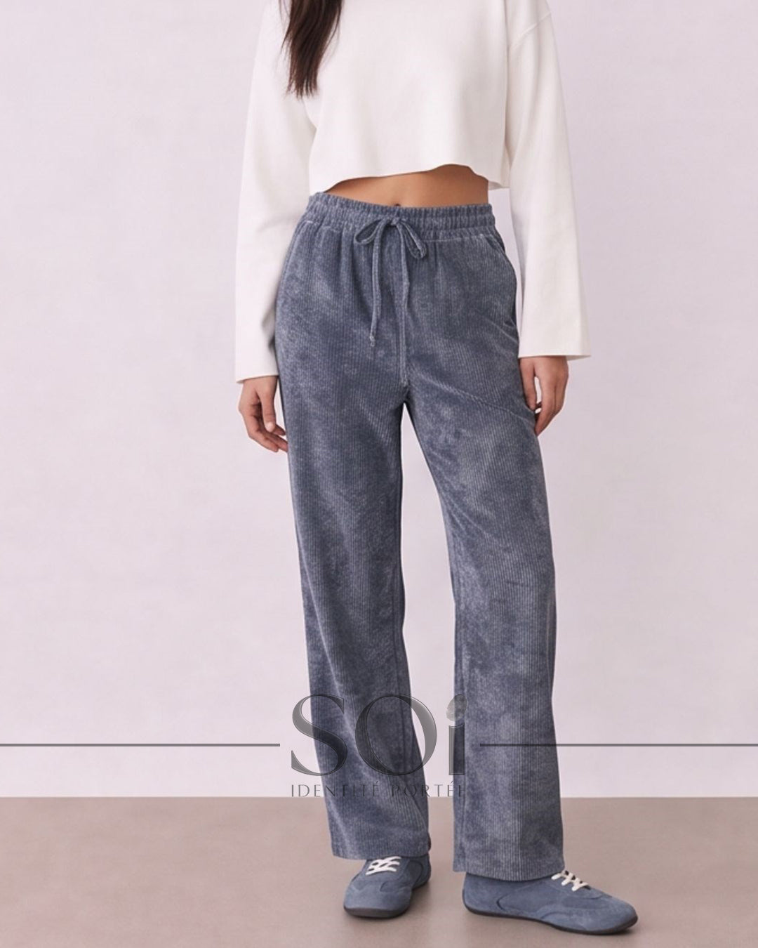 Velvet-Effect Wide-Leg Pants